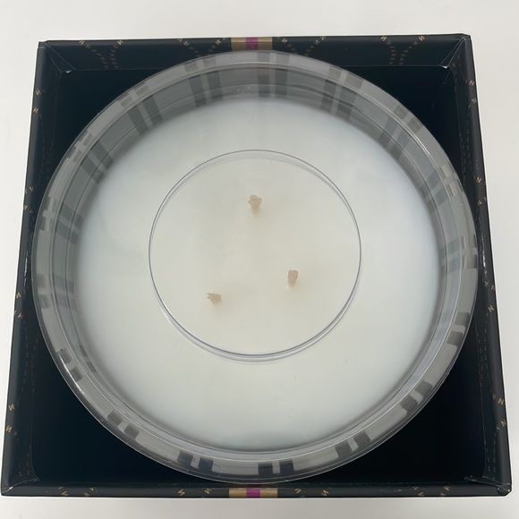 Nest Fragrances Moroccan Amber Luxury Candle 600g - Picture 3 of 3